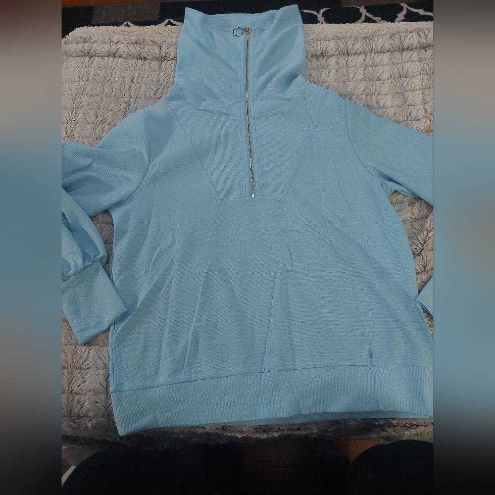 Nwt‎ light blue half zip oversized sweatshirt Small